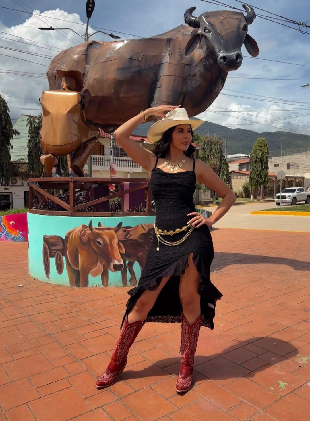 Supremo elige bando: Roxanna Somoza es mejor que Lipstickfables