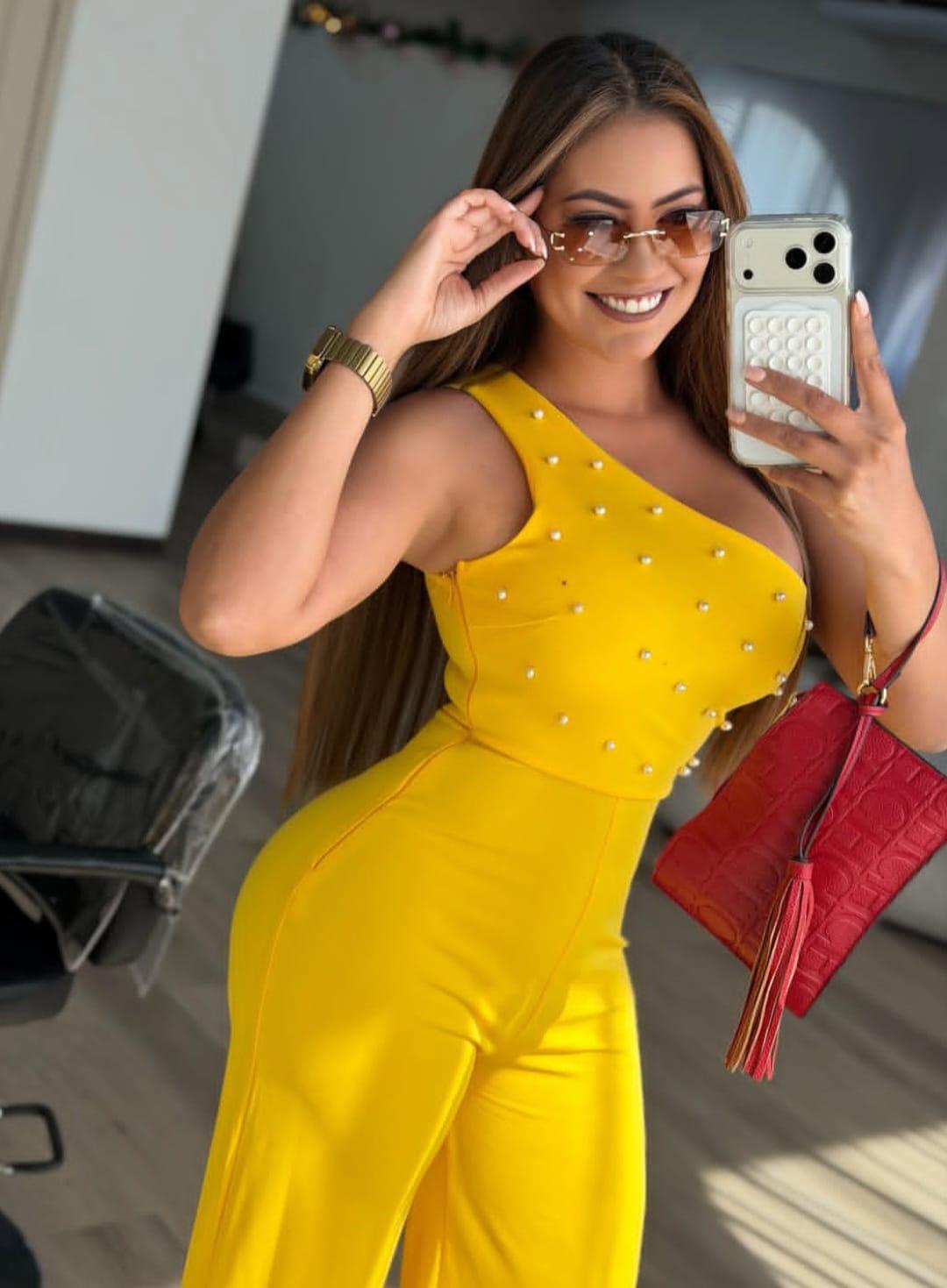 Alejandra Rubio llama amantes a Davis Flow y Salma Flores