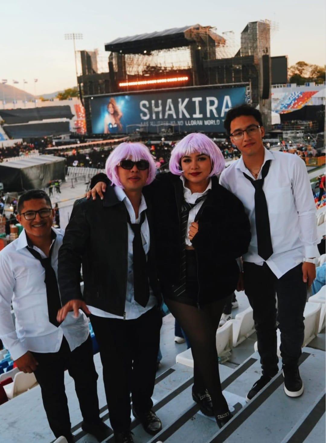 Las fanáticas mejores vestidas en el concierto de Shakira