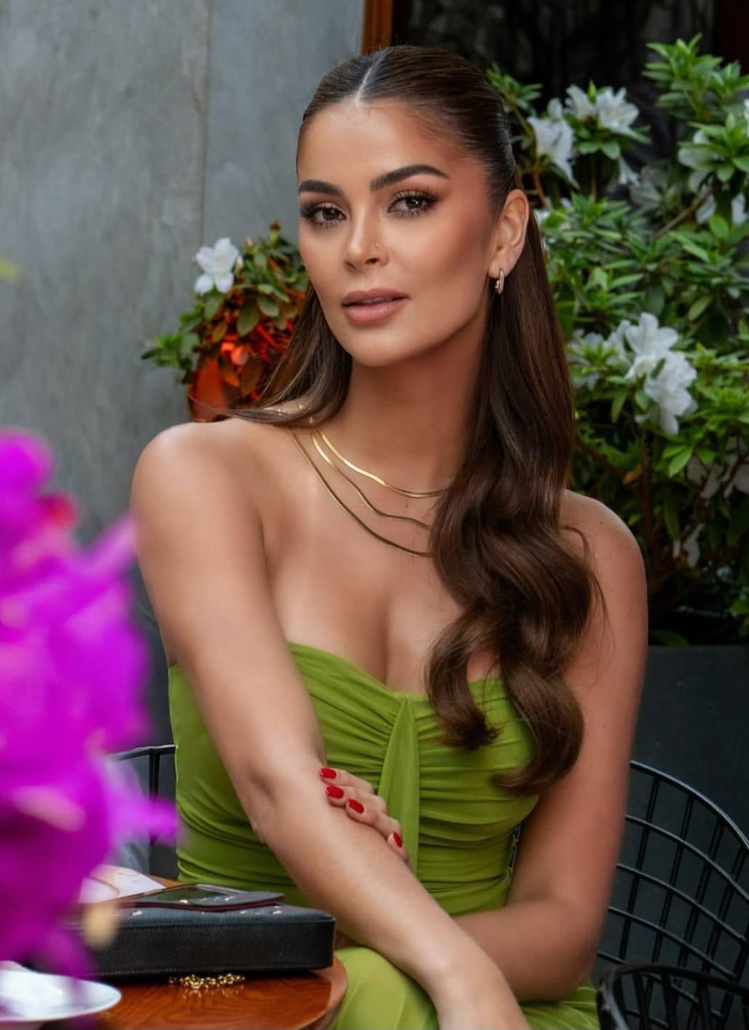 Reconocida candidata al Miss Universo en UCI tras accidente vehicular