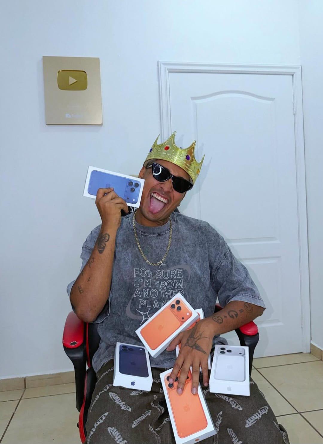 Supremo asegura que se convertirá en el MrBeast hondureño y dará casas