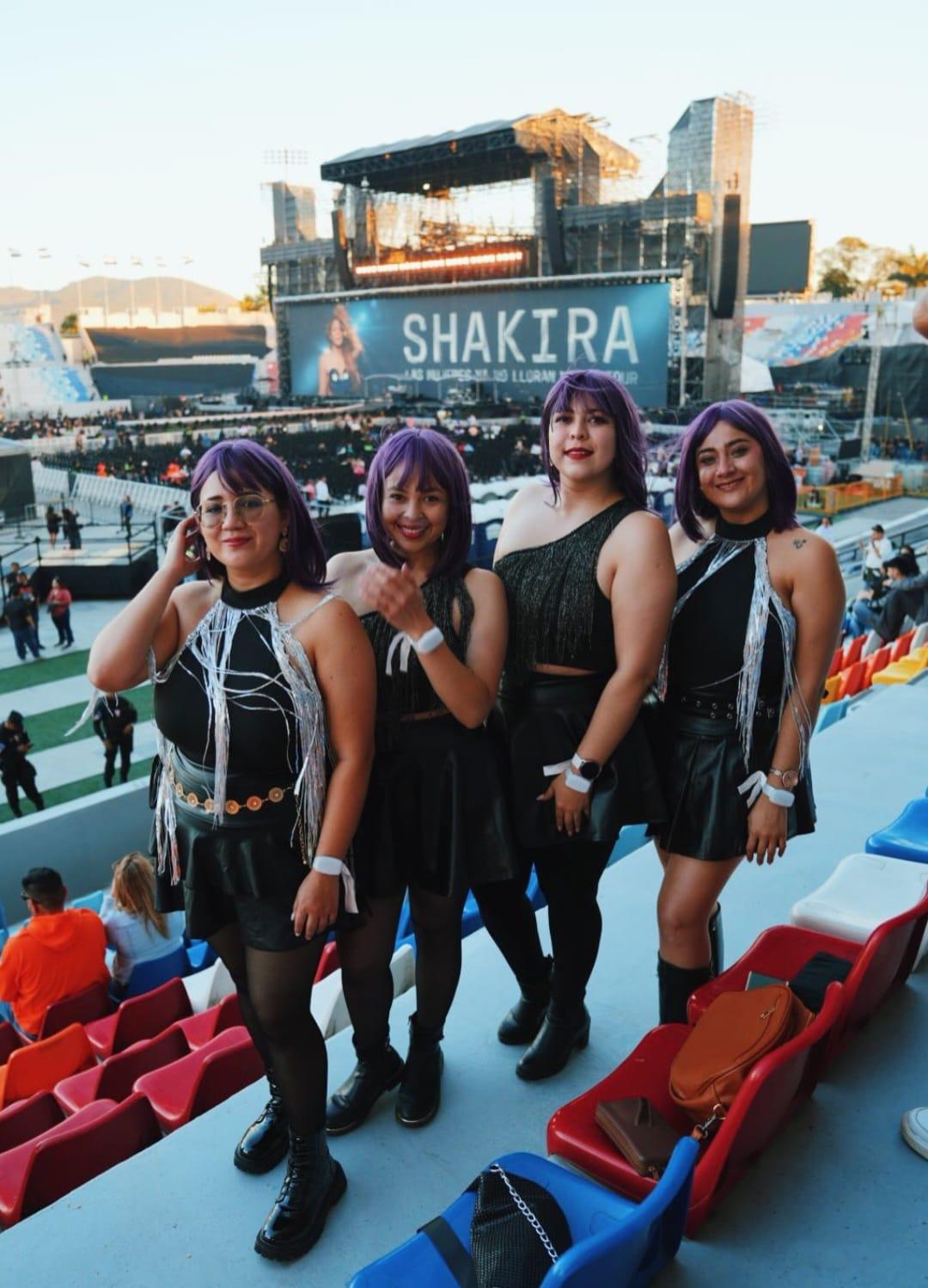 Las fanáticas mejores vestidas en el concierto de Shakira
