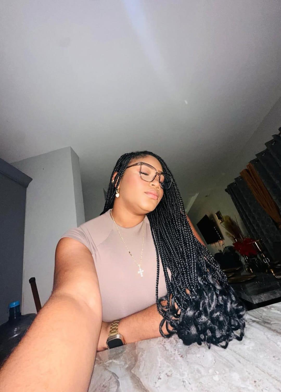 La More afirma que su relación está bien y que todo fue puro marketing