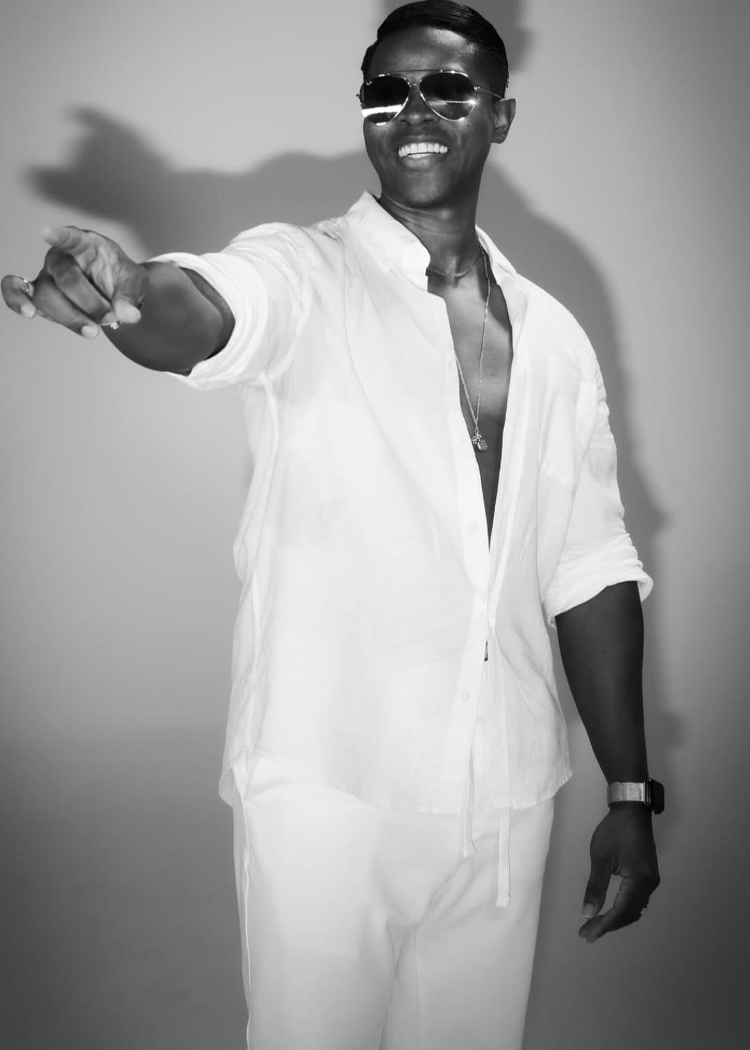 Romeo Catracho es criticado por tildar de quitamaridos a una amiga en TV