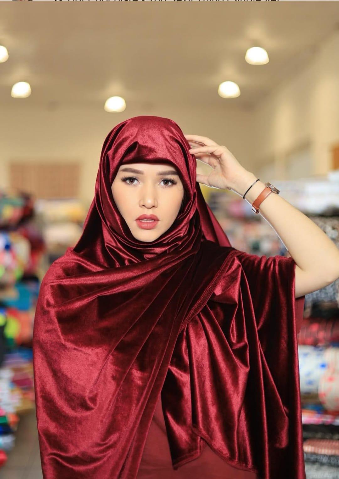 Jennifer Aplícano brilla con nominación a premio internacional