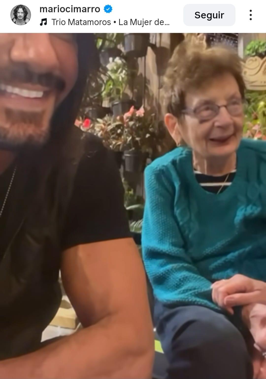 Mario Cimarro anuncia el fallecimiento de su madre, María Paz