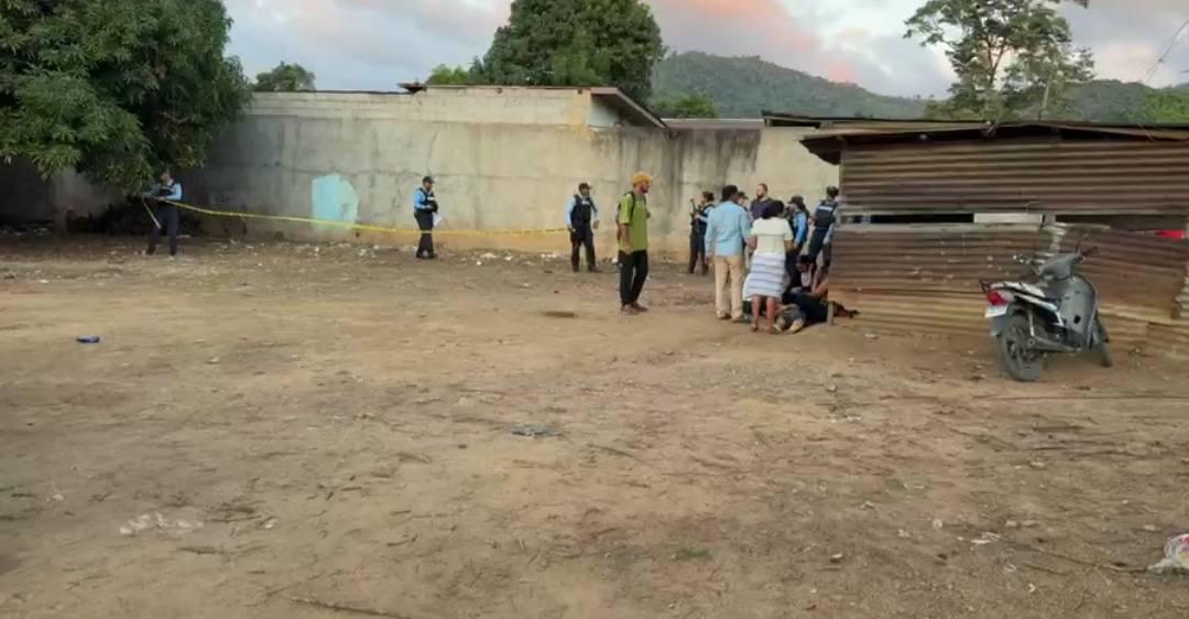 “¡Me lo mataron!”: madre llora desconsolada tras asesinato de su hijo en El Progreso