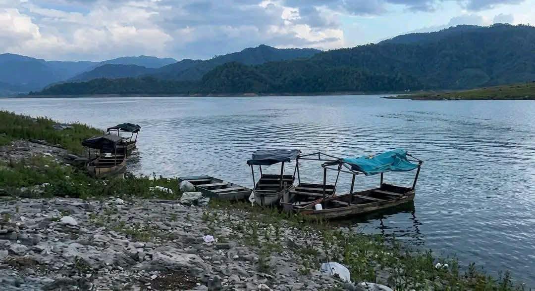Hallan el cuerpo de Sofía Díaz tras accidente de lancha en el embalse de El Cajón, Yoro
