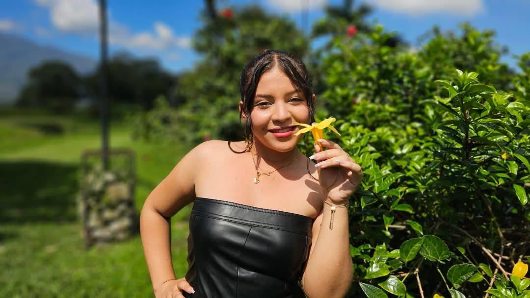 Cesia, la inspiradora y hermosa reina de belleza hondureña