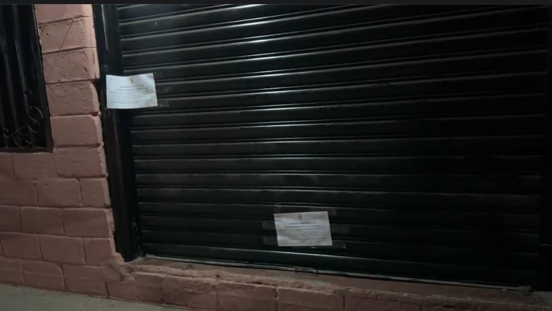 Corren del parque a emprendedora hondureña, alquila local y se lo cierran