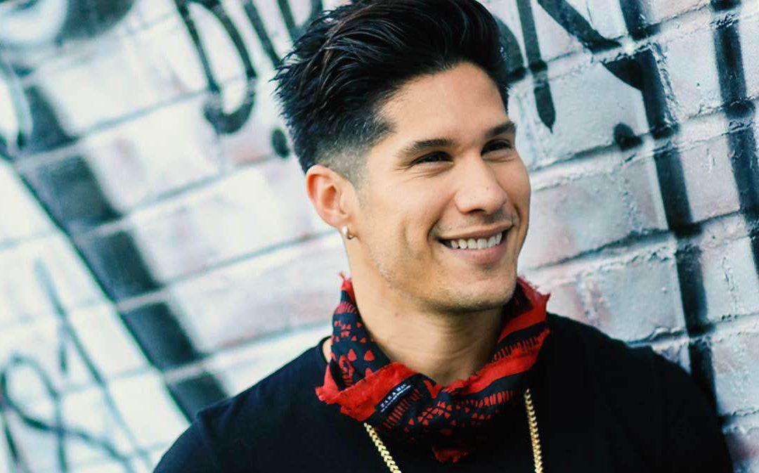 Aseguran que el cantante Chyno Miranda está hospitalizado en Venezuela