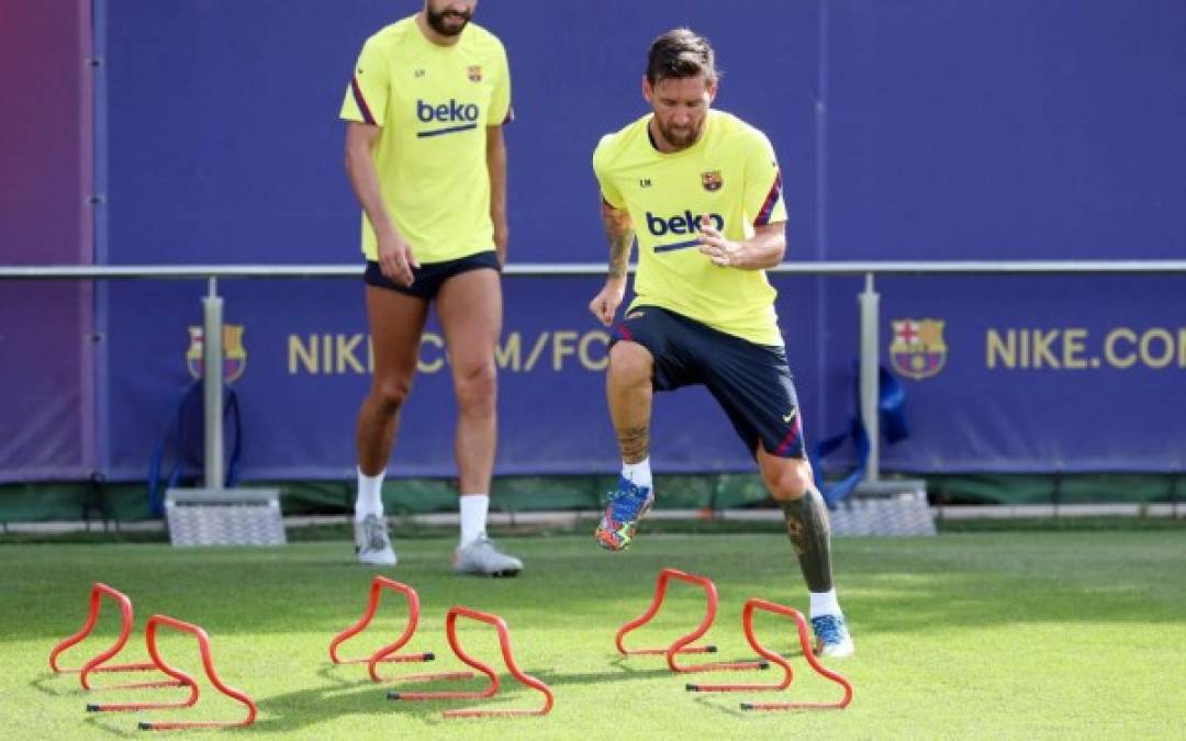 Así son los espectaculares y coloridos nuevos tacos de Messi para la Champions League