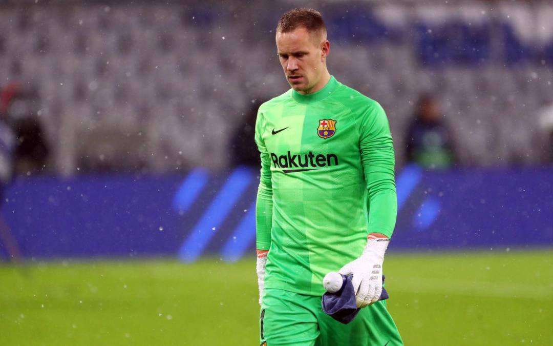 Ter Stegen salió molesto por un nuevo desastre del Barcelona.