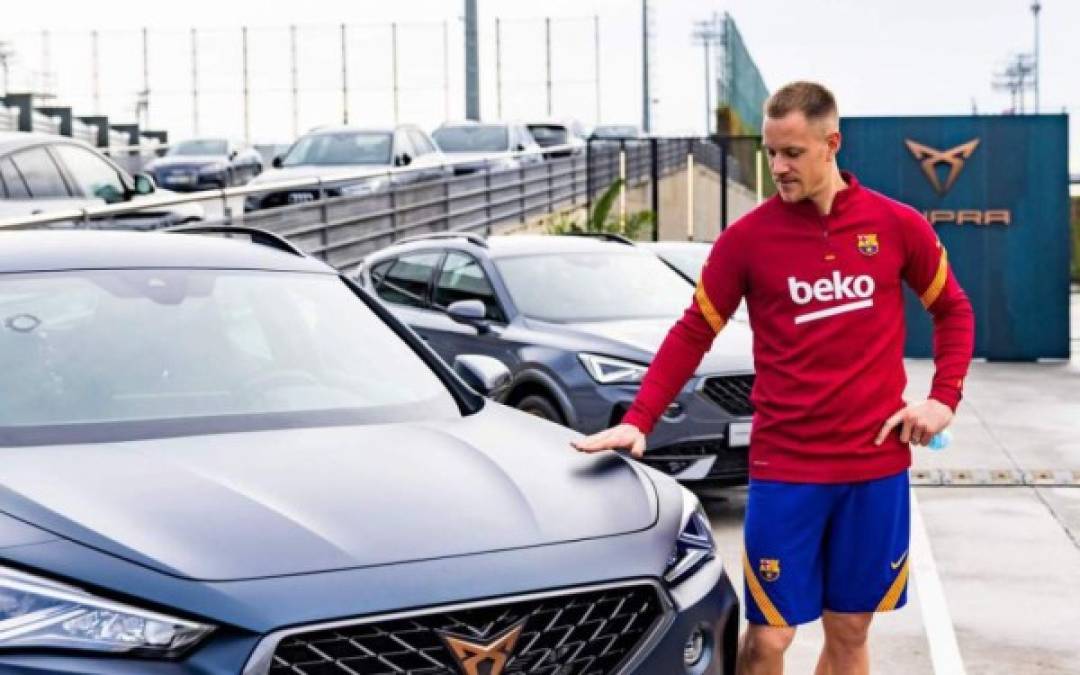 El portero Ter Stegen optó por renovar su Cupra Formentor con la nueva versión híbrida enchufable de 245 CV.