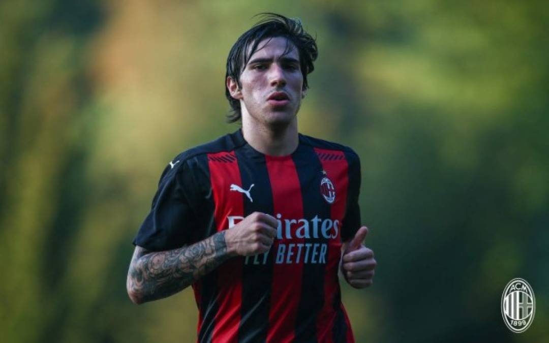 Sandro Tonali (20 años) - Centrocampista italiano del AC Milan.