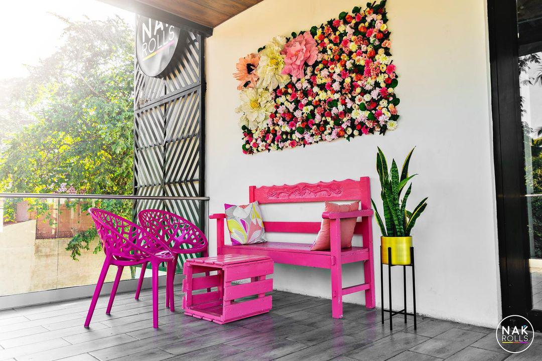 Uno de los rincones más coloridos de “Nak Rolls”.