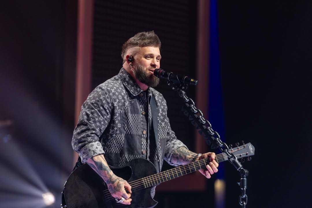 Así fue el concierto que compitió con Bad Bunny en la Super Bowl