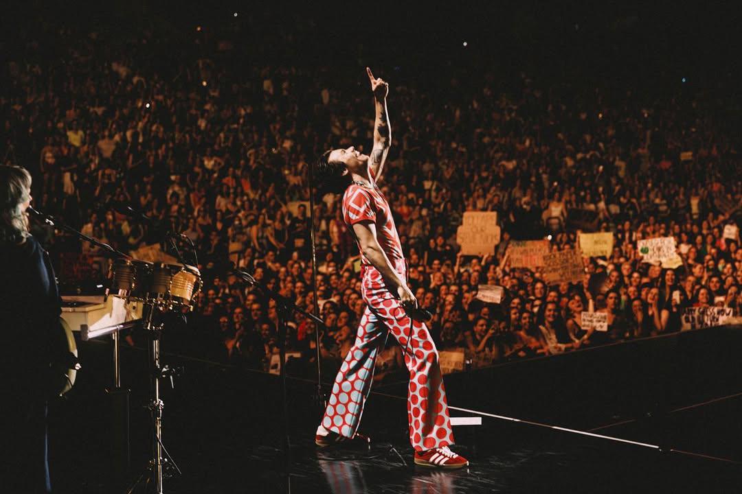 Fans creen que Harry Styles prepara una nueva era musical