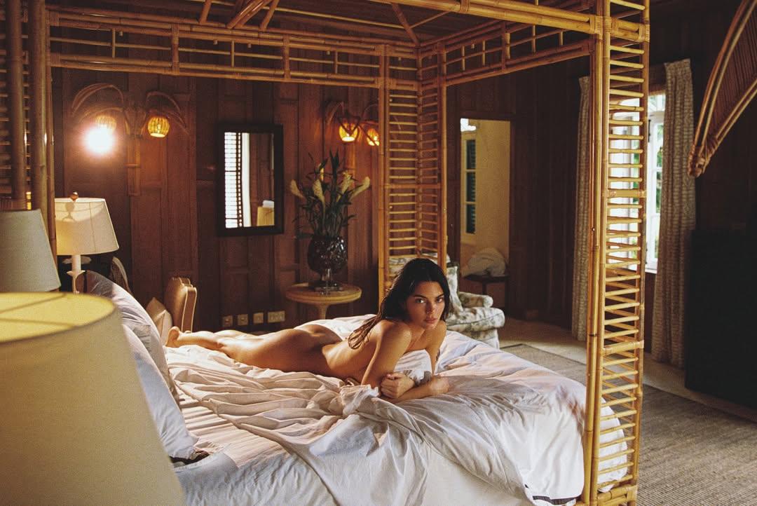 Kendall Jenner enciende las redes con una sesión de fotos sin ropa