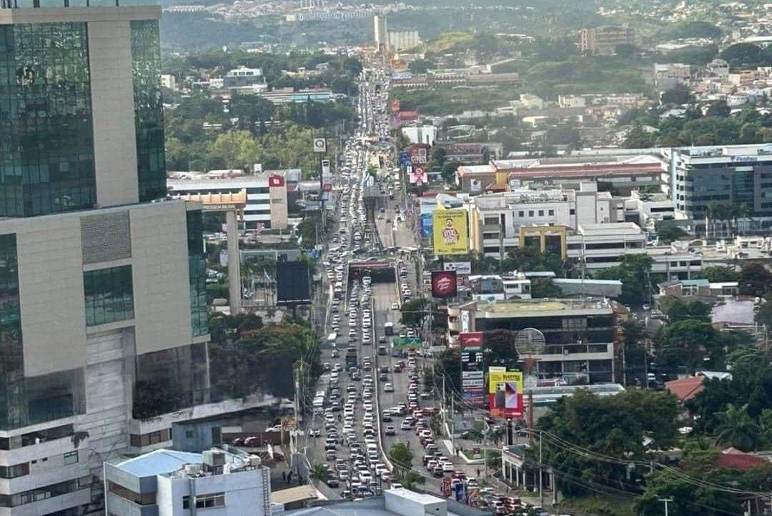 Carnaval en Tegucigalpa: Ejecutivo opta por teletrabajo para evitar tráfico