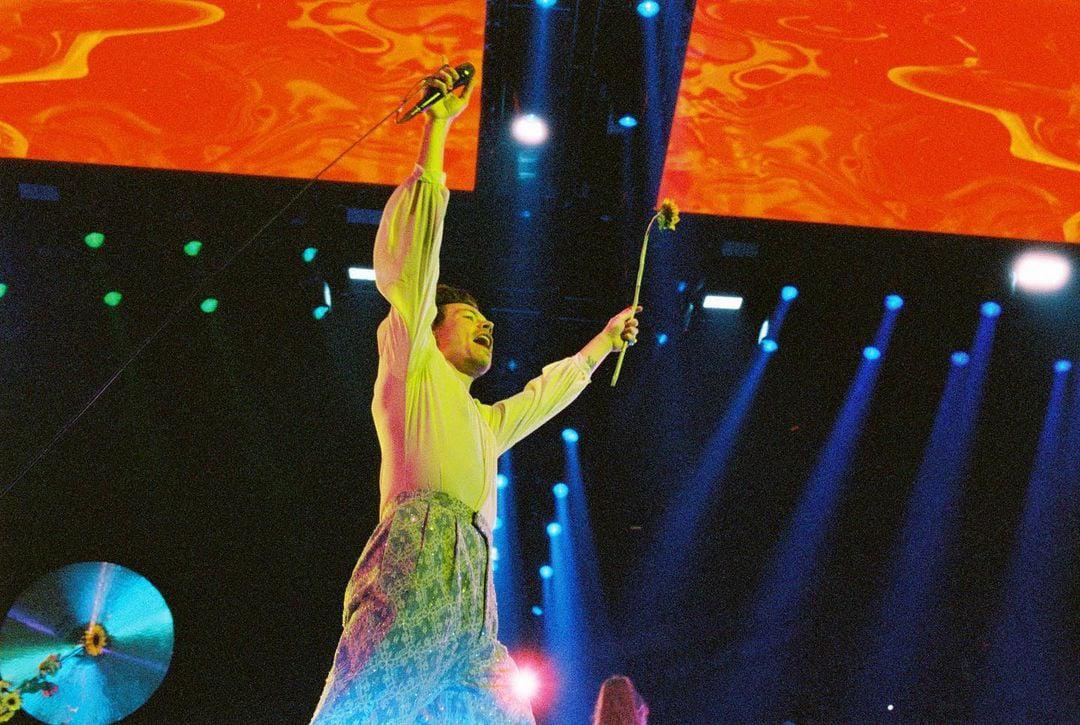 Harry Styles confiesa que se sintió “muy solo” tras el fin de One Direction