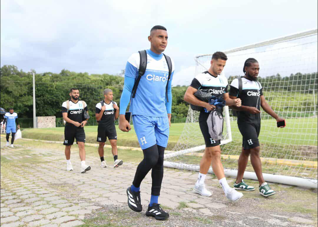 Honduras: Llegó el primer legionario, reencuentro y petición de Rueda