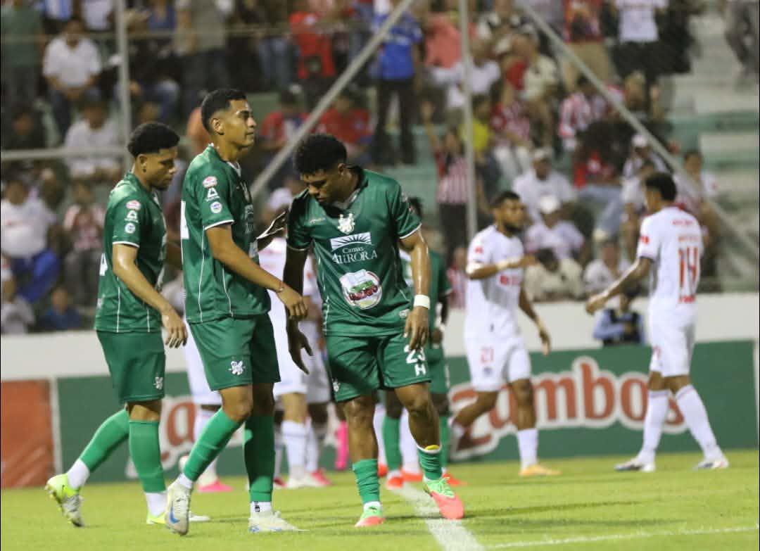 Olimpia vs Platense: Denuncia, alarma por Benguché y locura de Arboleda