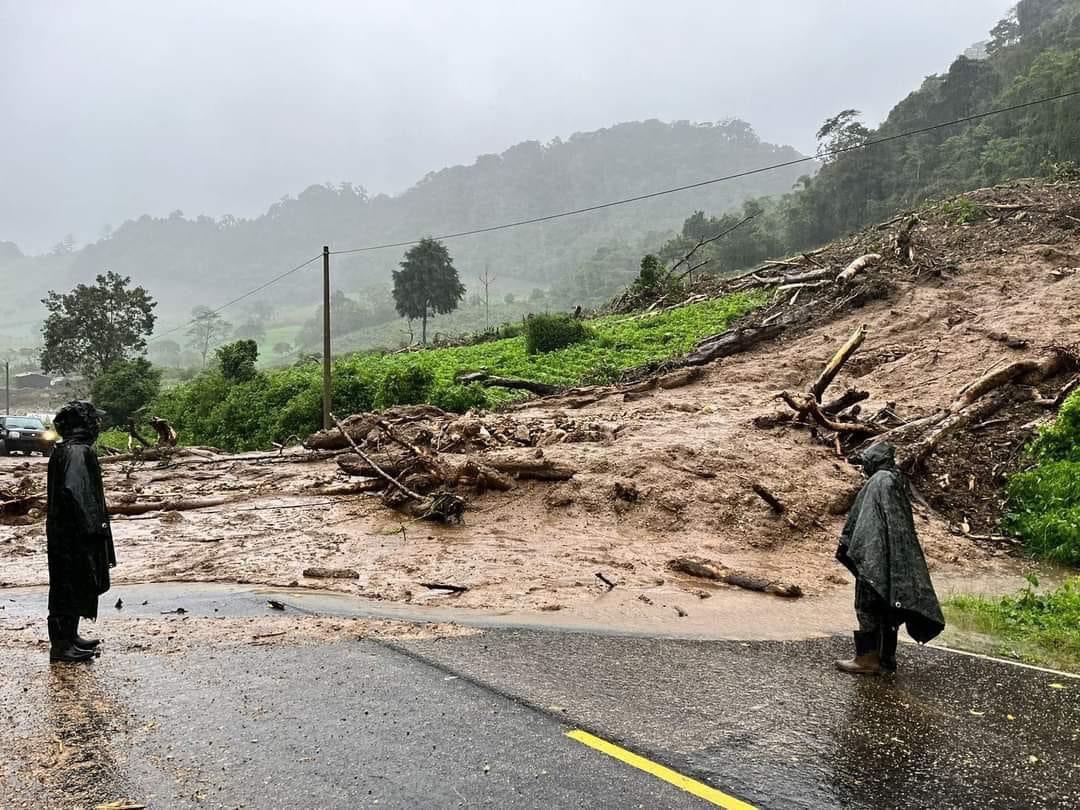 Lluvias dejan daños en carreteras del occidente de Honduras