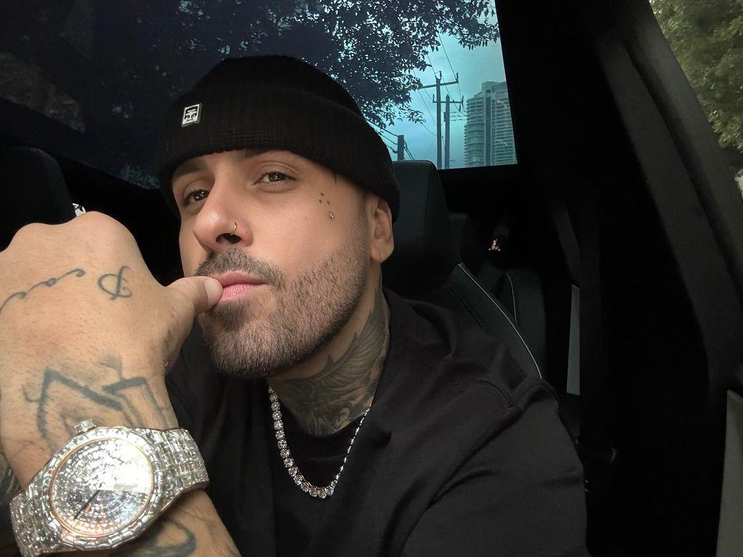 Nicky Jam presenta un viaje personal en su nuevo álbum ‘Insomnio’