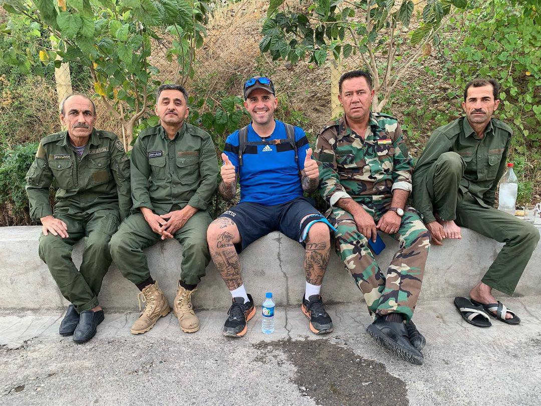 Santiago Sánchez, el español que iba caminando rumbo a Qatar y terminó preso en Irán