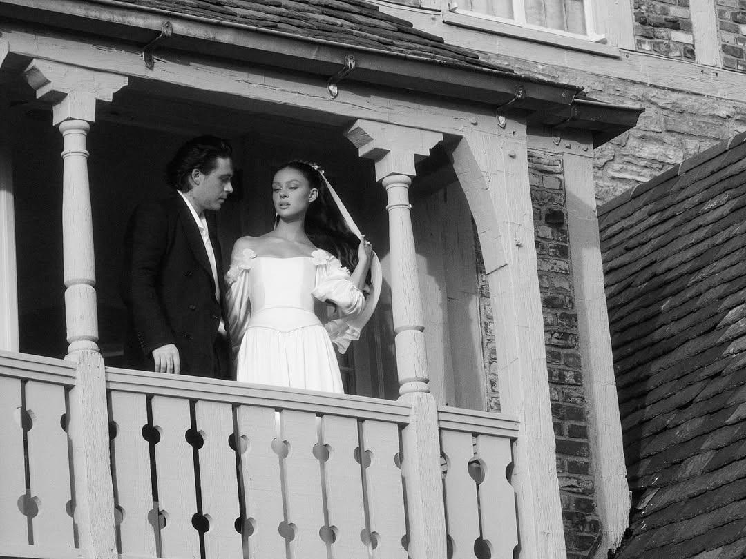 Brooklyn Beckham pidió a sus padres contacto solo a través de abogados