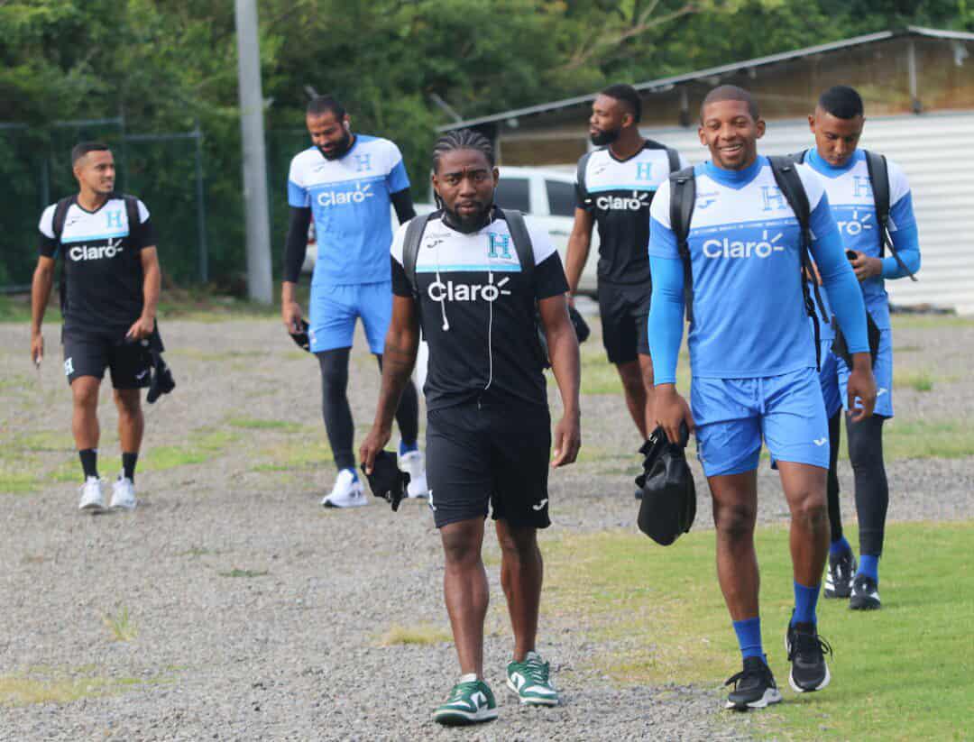 Honduras: Llegó el primer legionario, reencuentro y petición de Rueda