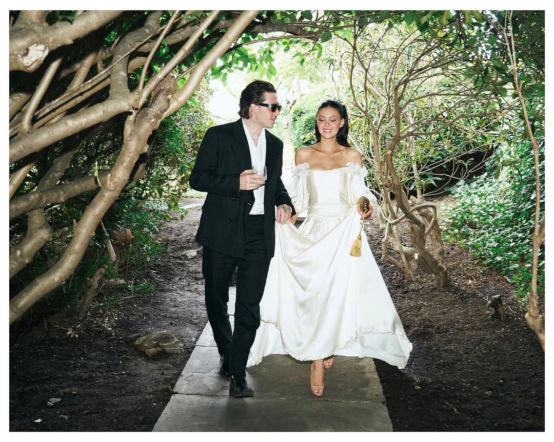 Brooklyn Beckham pidió a sus padres contacto solo a través de abogados