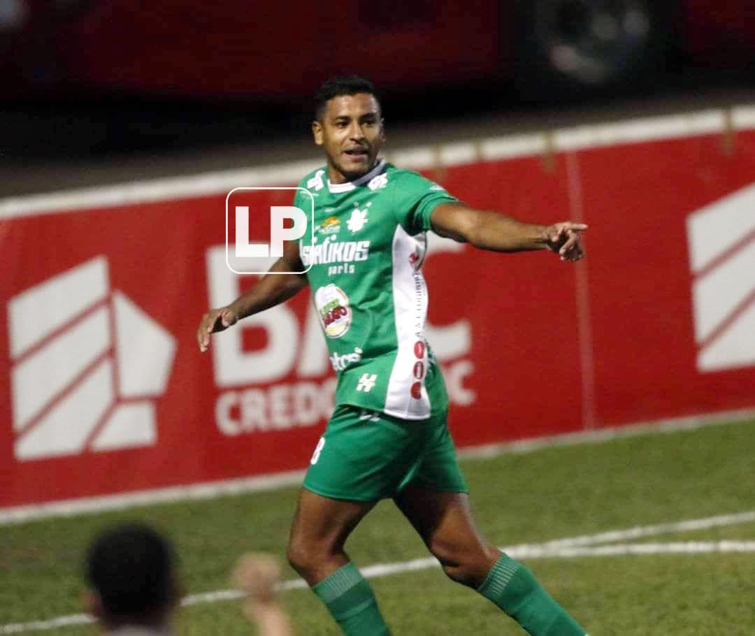 William Moncada celebrando su gol frente a la UPN.