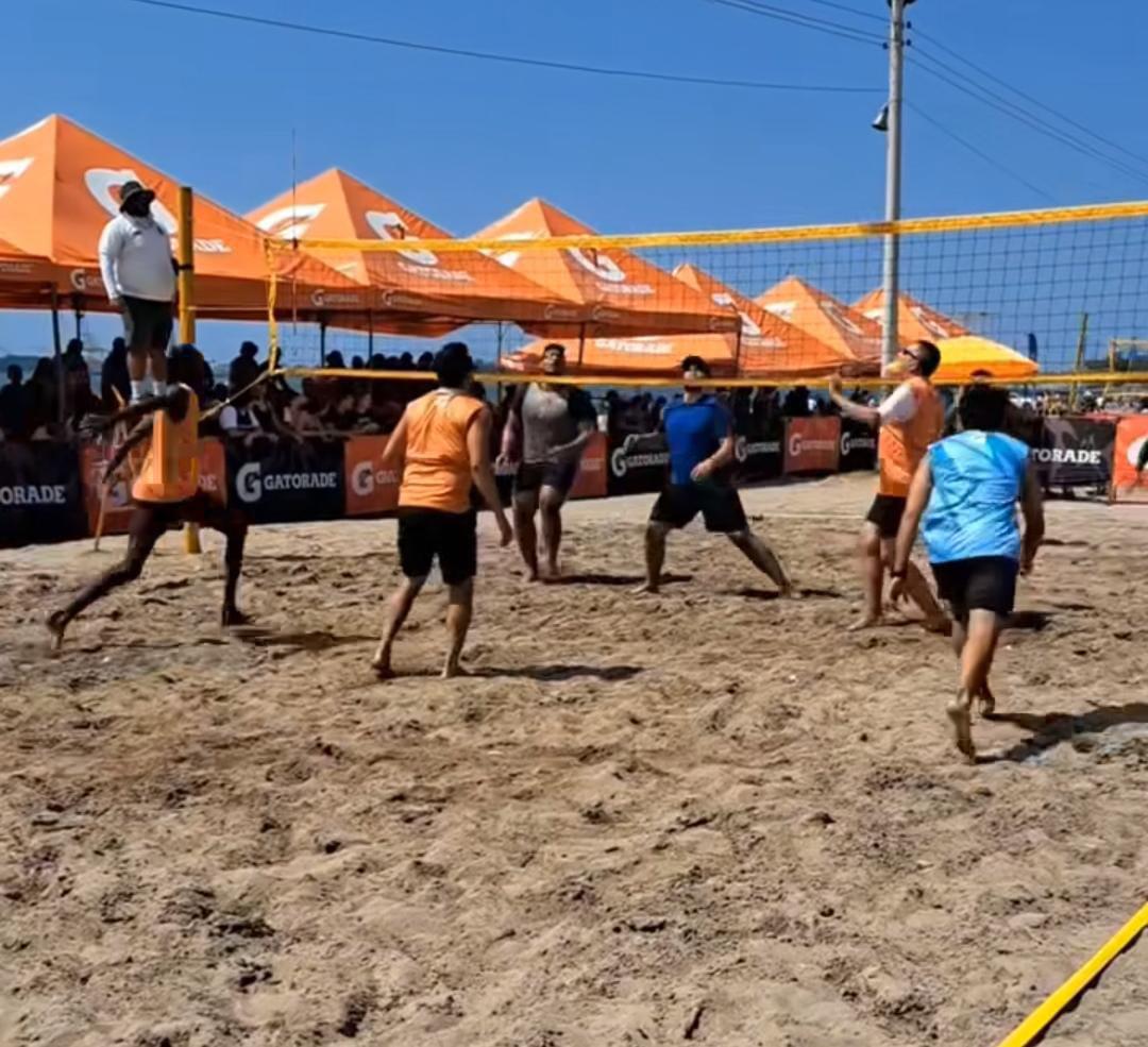 Aguazul, Gatorade y Pepsi llevan alegría a varios miles de veraneantes que visitan las playas