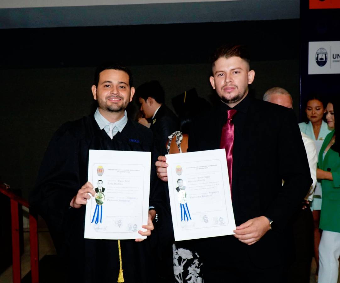 Orgullo y gozo por los nuevos profesionales