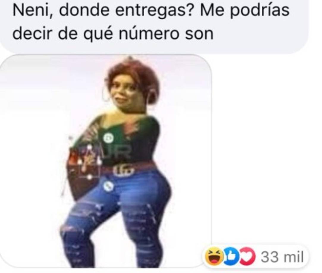 “¡Ando buscando las de Tejocote por la temporada, nena! ¿Esas para cuándo salen y cuánto las vas a dejar? ¡Dinero en mano!”, “Nenas no le compren, yo compré unas y me llegaron bien chafitas”, “Me interesan los precios y tallas de los huaraches, nena, por cierto ¿dónde entregas, nena?”, “Hermosa, te mando inbox”, son algunos de los comentarios que se leen en la publicación de Katy Perry.