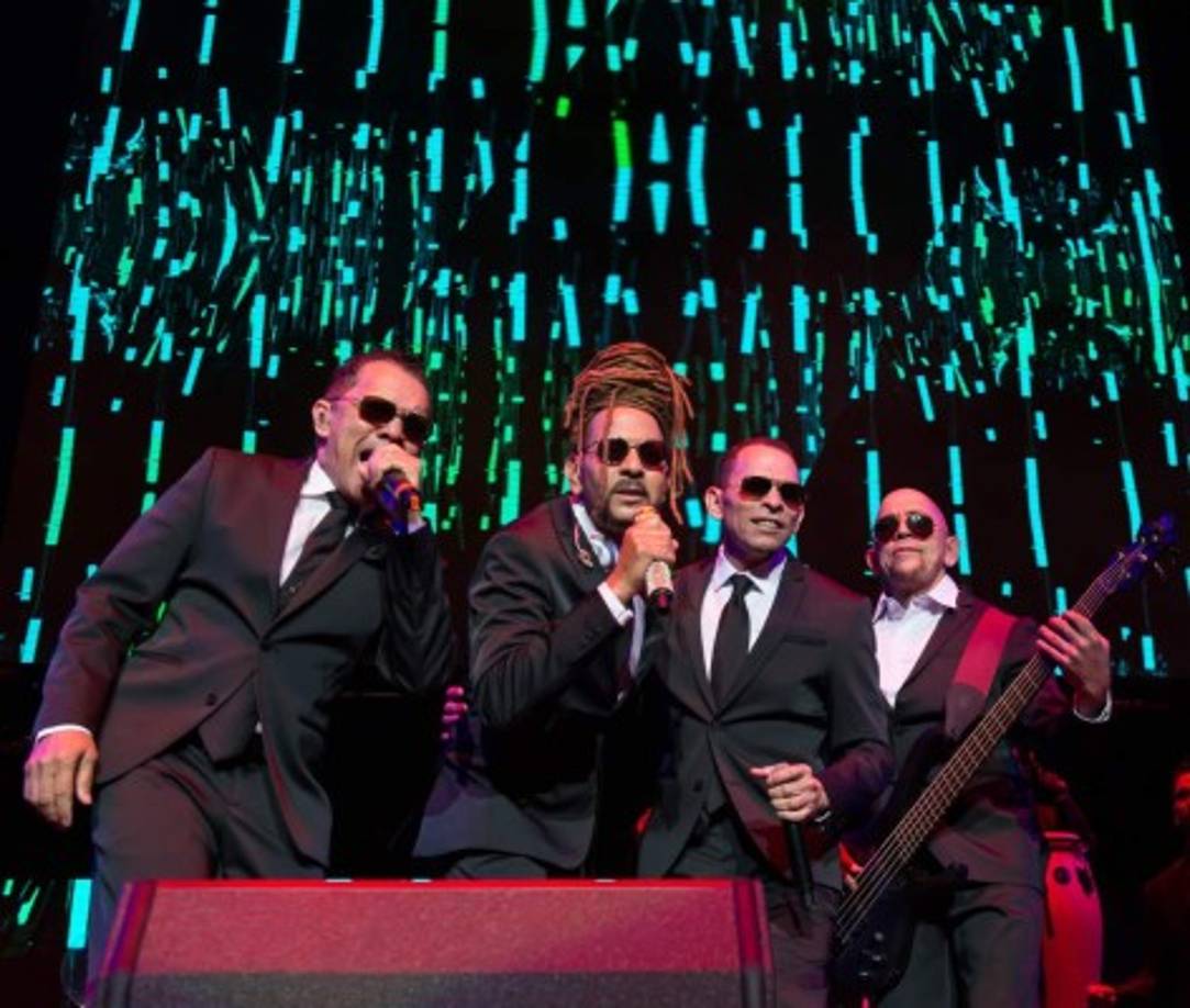 Los Hermanos Rosario.