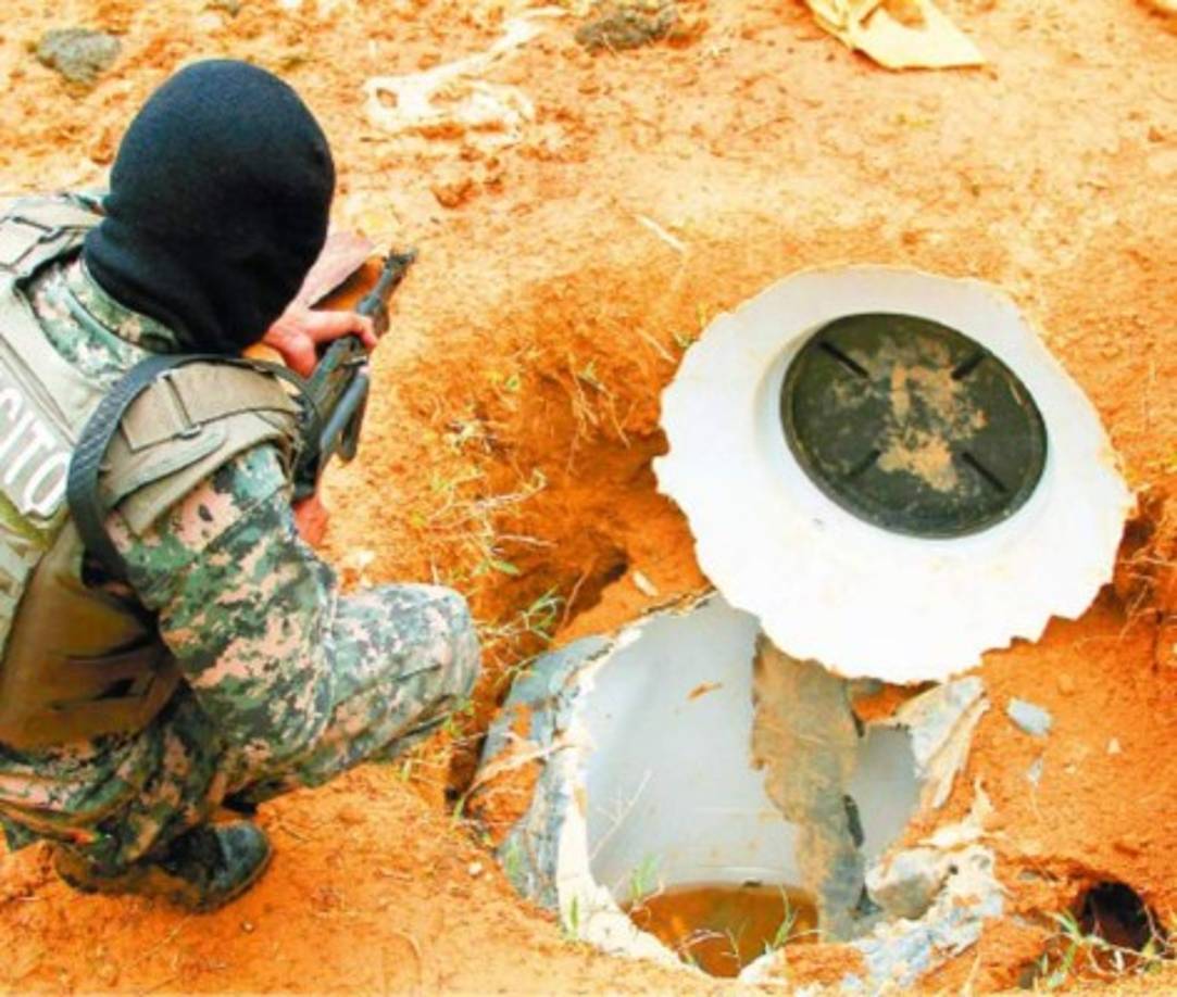 El dinero fue encontrado por agentes de la unidad Tigres de la Policía de Honduras. Los dólares estaban en 19 sacos, pero ocho de los policías decidieron apartar dos de los paquetes para repartirlo entre ellos. En total sustrajeron 1.3 millones de dólares, que fueron sacados en una patrulla.