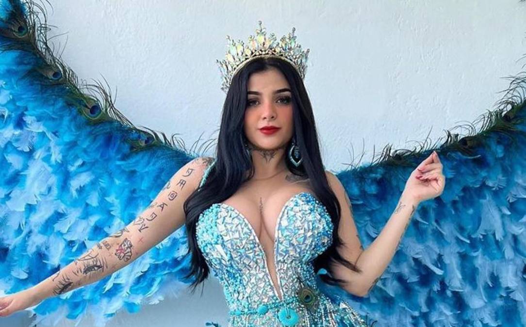 Karely Ruiz es una de las mujeres más bellas y deseadas de México. 