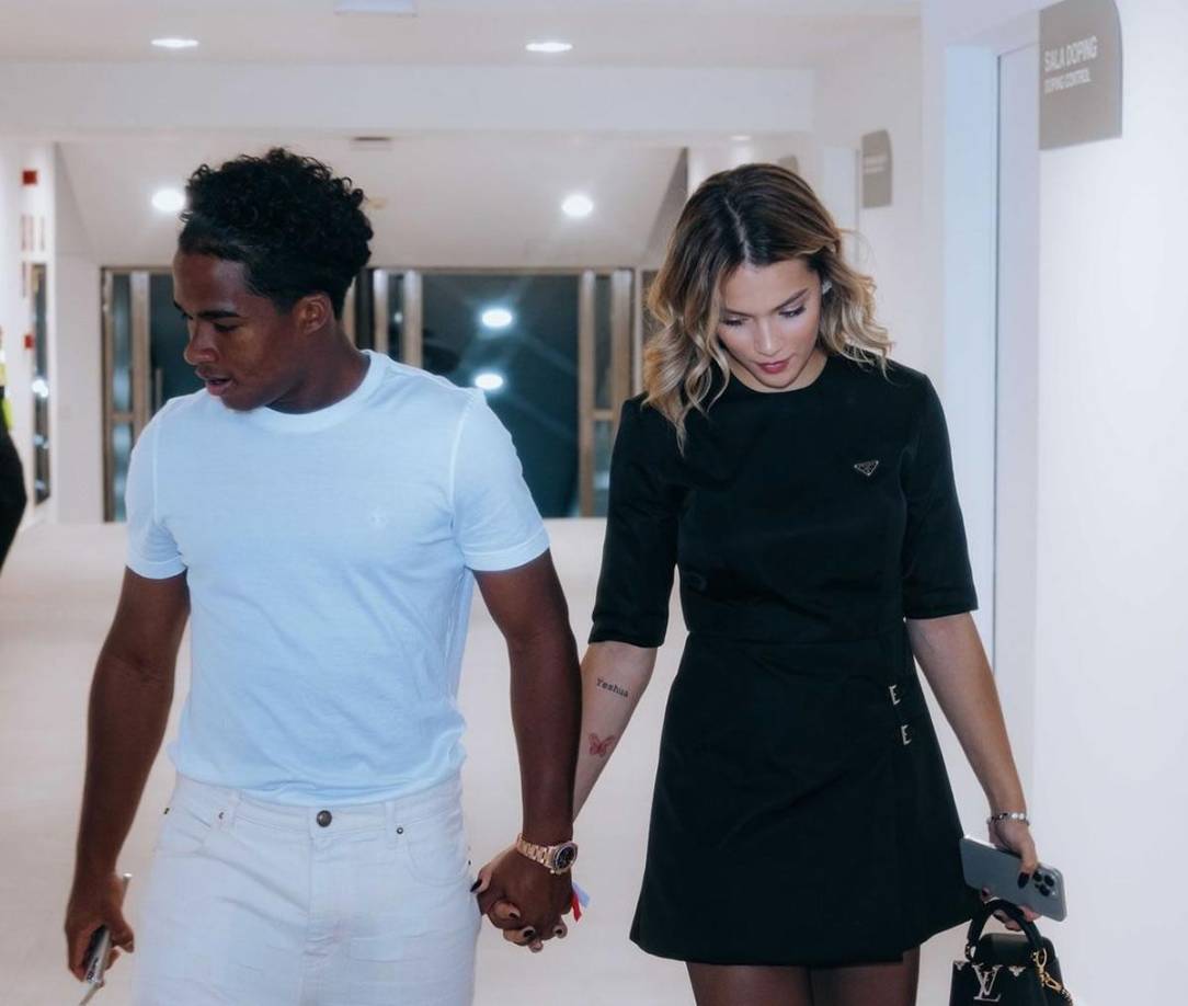 En las últimas horas se revelaron detalles del ‘polémico‘ reloj de Endrick que llevó en su boda y que tantos comentarios ha generado en las redes sociales.