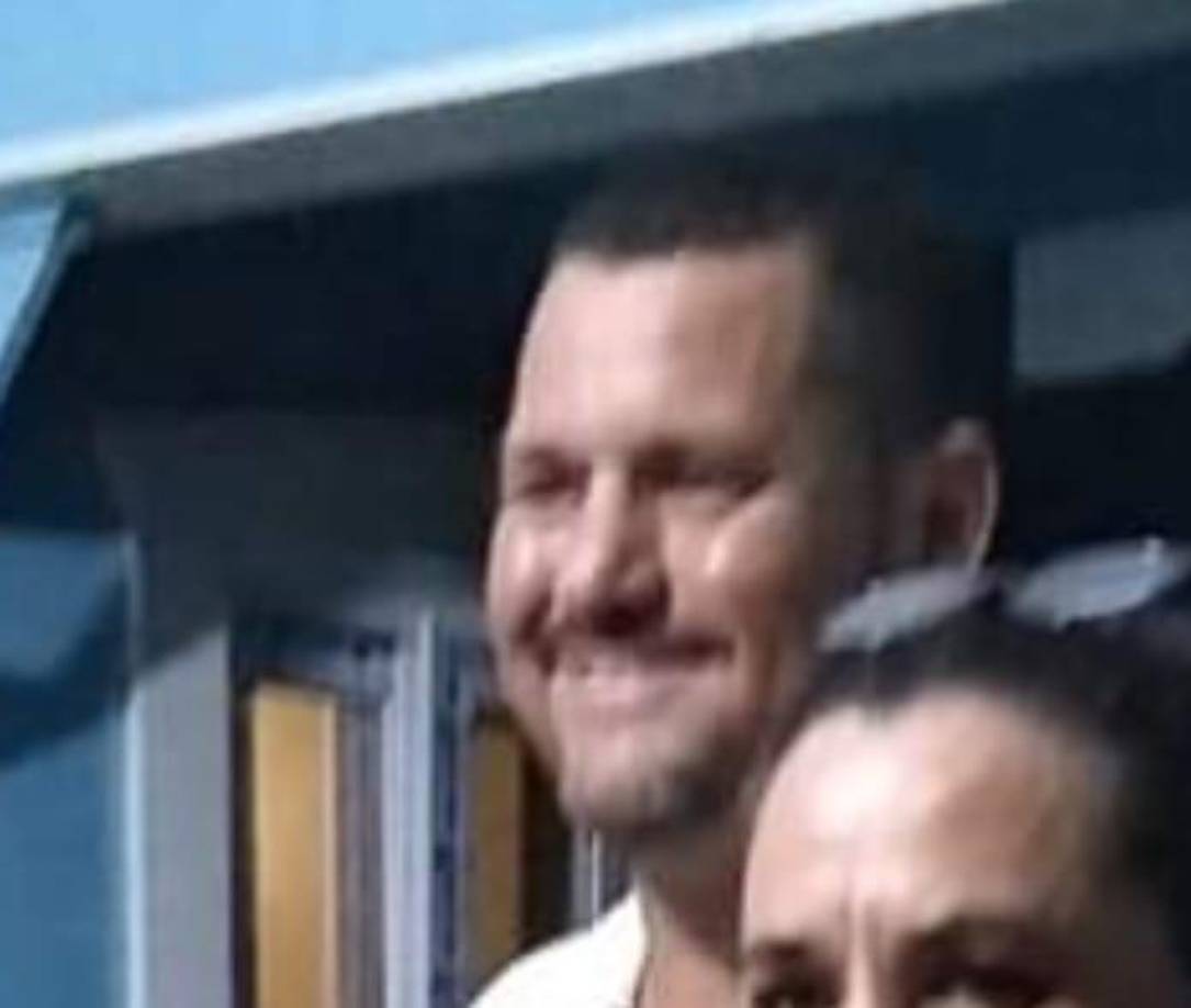 Los vecinos aseguran que Nájera fue agredido brutalmente por un individuo identificado por los habitantes como Russel Oqueli Girón (Foto).