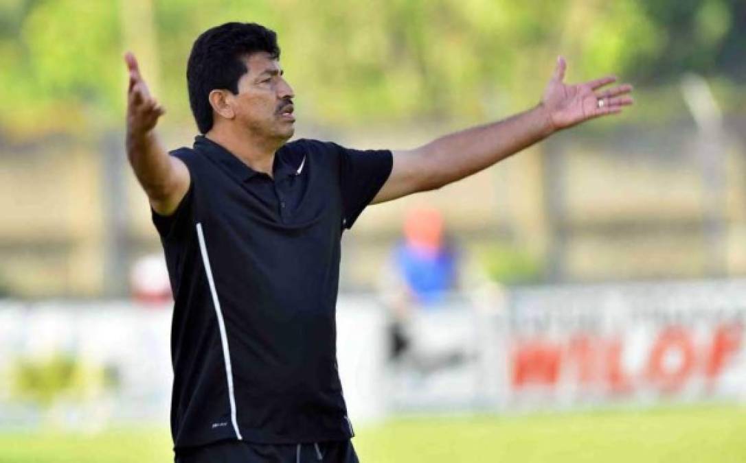 Carlos Martínez: El entrenador ha tenido el visto bueno de la Real Sociedad para que esté a cargo del equipo en su regreso a la primera división de Honduras.