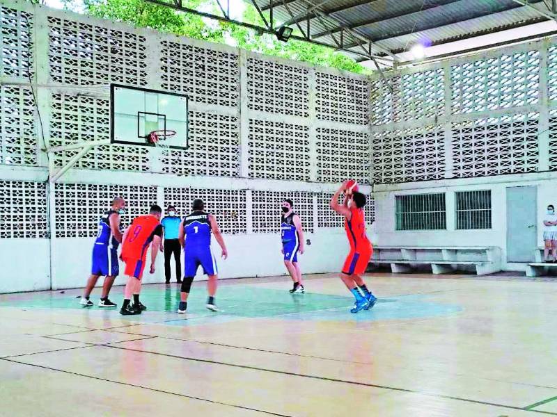 Seis equpos nacionales lucharán porque los premios se queden en casa.