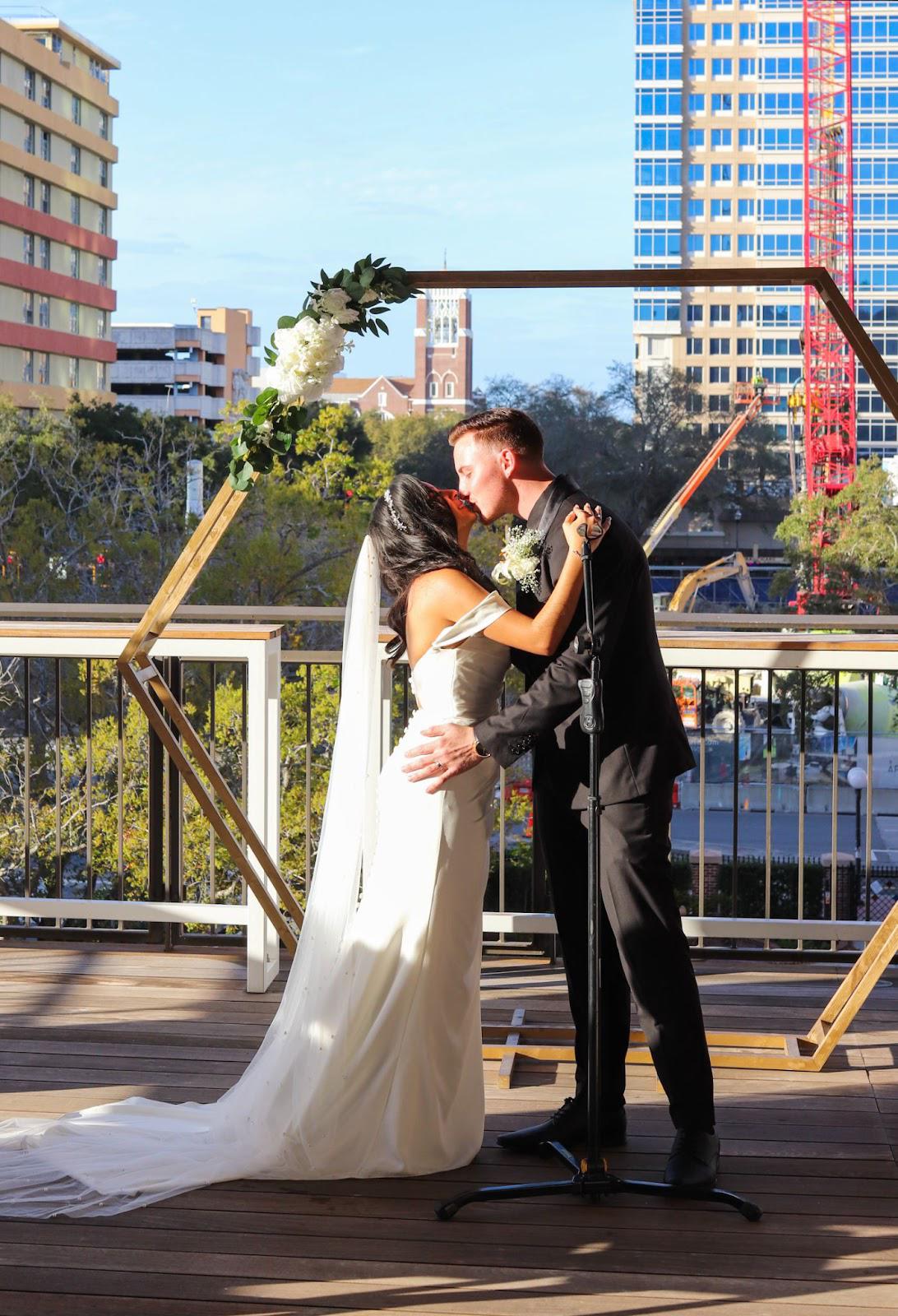 Richard e Isis unen sus vidas en Florida