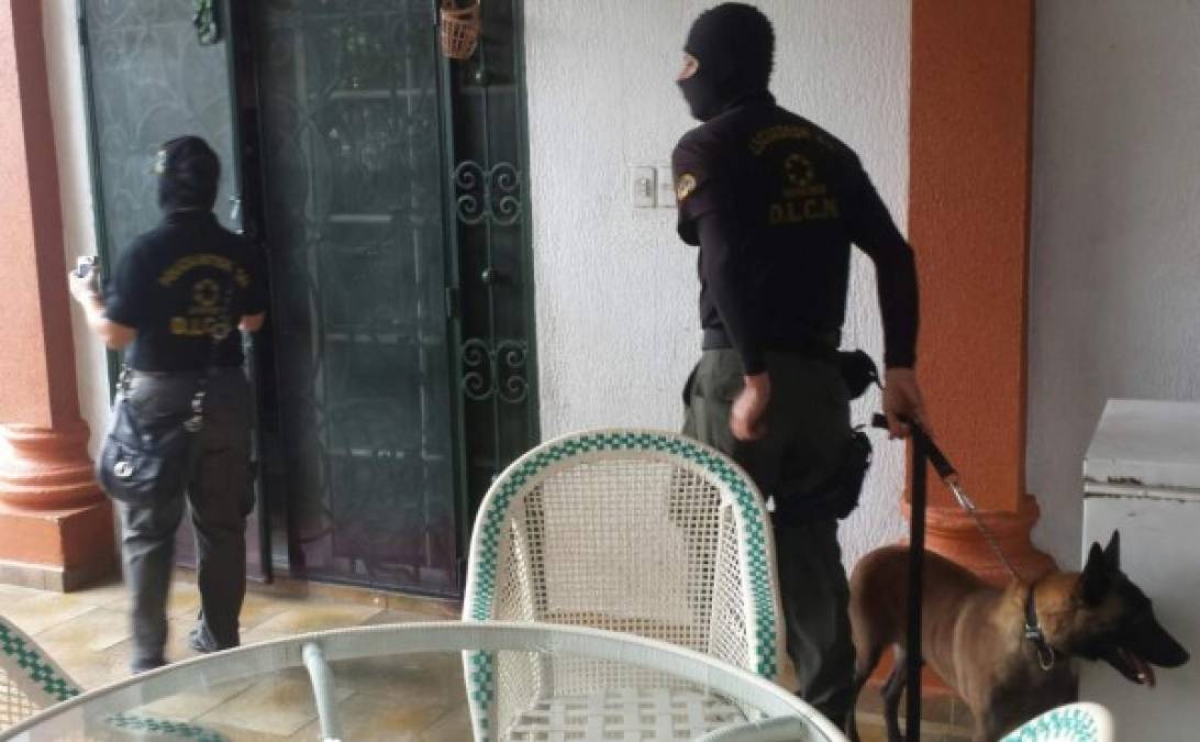 La 'Operación Fantasma' ejecutó este viernes el aseguramiento de ocho viviendas, dos tiendas, 23 terrenos y un colegio en la zona norte de Honduras.