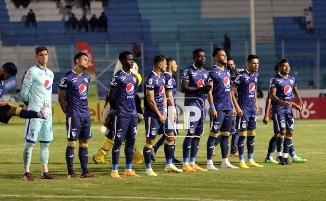 Los jugadores del Motagua posando antes del inicio del partido.