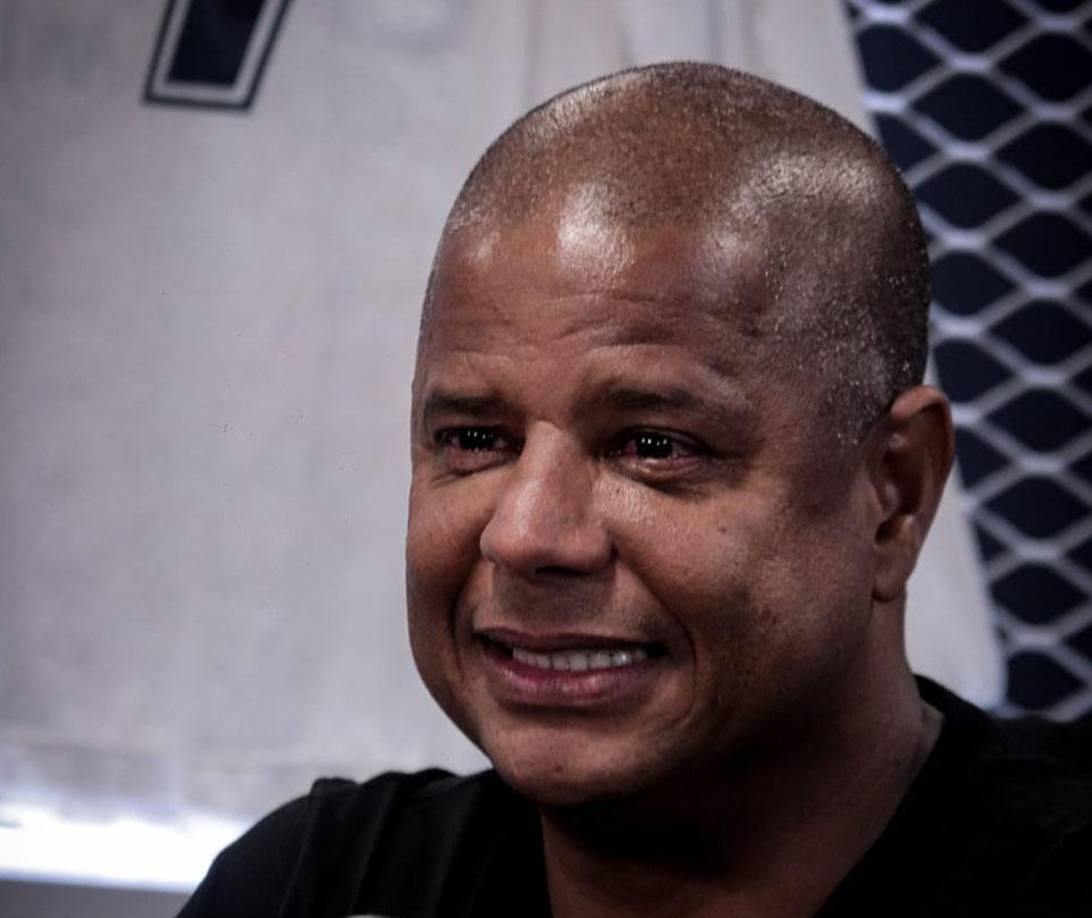 La última información sobre el paradero del excentrocampista era de la noche del domingo, cuando acudió a una fiesta organizada en el estadio Neo Química Arena.