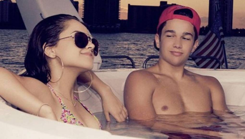 Becky G y Austin Mahone terminan