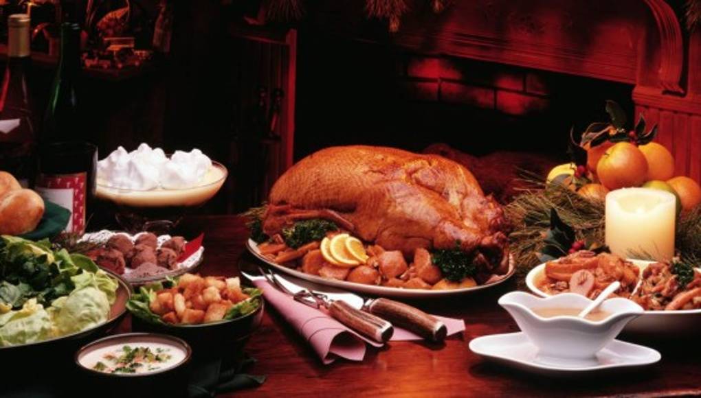 Consejos esenciales para evitar los problemas estomacales durante las comidas de la época de fiestas